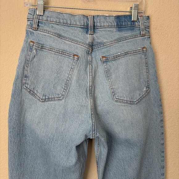 Abercrombie & Fitch The '90s Straight Ultra High Rise Light Wash Jeans 8 Long - Picture 10 of 12